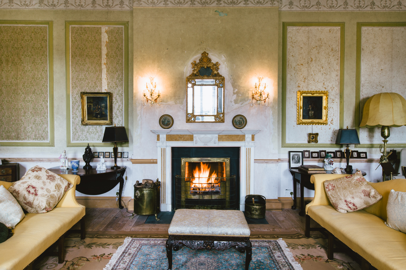 Fireplace in sitting room at gloster house